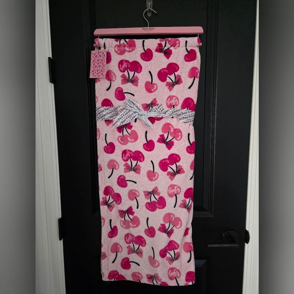 NWT Juicy Couture Pink Cherry Throw PRICE FIRM